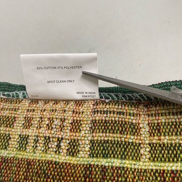 HOLIDAY‎ Decorative Gold & Silver Desk Top Signs (2) With (1) Tapestry Placemat - Picture 7 of 7